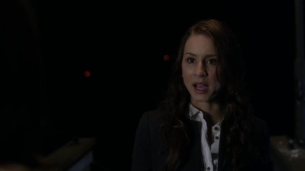 PLL_S04E04_720p_JACK_Up_DownloadSeriesHere_2258.jpg