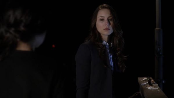 PLL_S04E04_720p_JACK_Up_DownloadSeriesHere_2396.jpg