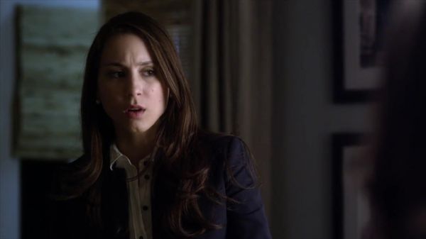 PLL_S04E04_720p_JACK_Up_DownloadSeriesHere_2531.jpg