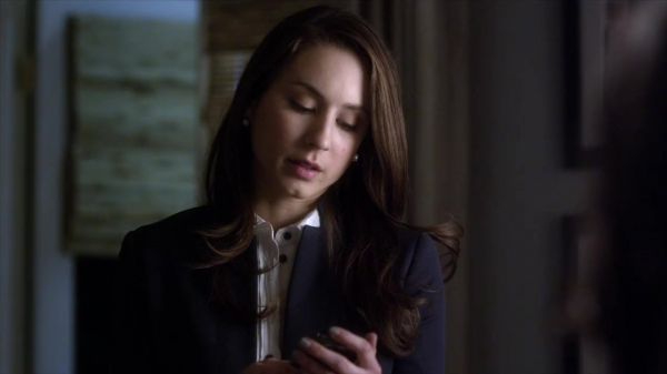PLL_S04E04_720p_JACK_Up_DownloadSeriesHere_2546.jpg
