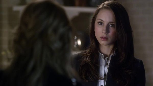 PLL_S04E04_720p_JACK_Up_DownloadSeriesHere_2573.jpg