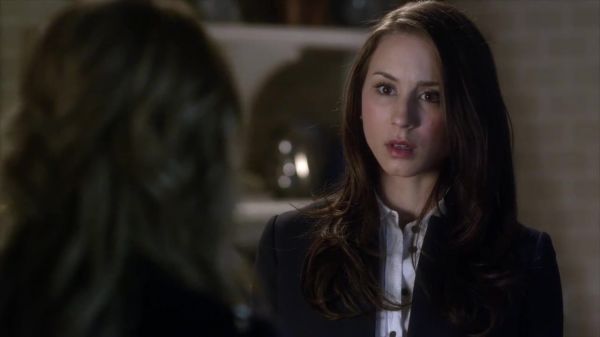 PLL_S04E04_720p_JACK_Up_DownloadSeriesHere_2575.jpg