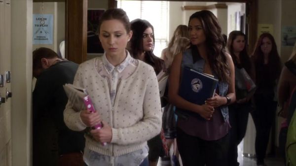 PLL_S04E05_720p_JACK_Up_DownloadSeriesHere_0418.jpg