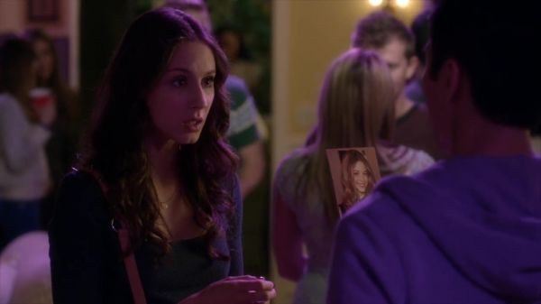 PLL_S04E05_720p_JACK_Up_DownloadSeriesHere_1985.jpg