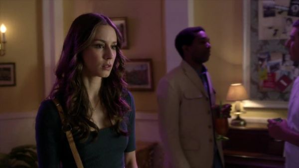 PLL_S04E05_720p_JACK_Up_DownloadSeriesHere_1992.jpg