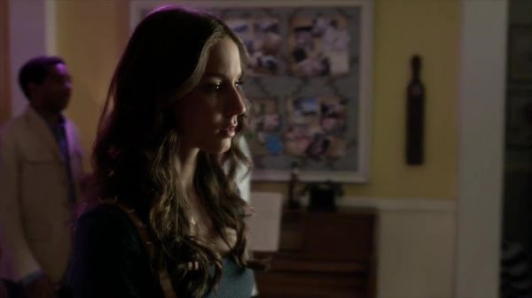 PLL_S04E05_720p_JACK_Up_DownloadSeriesHere_1994~0.jpg