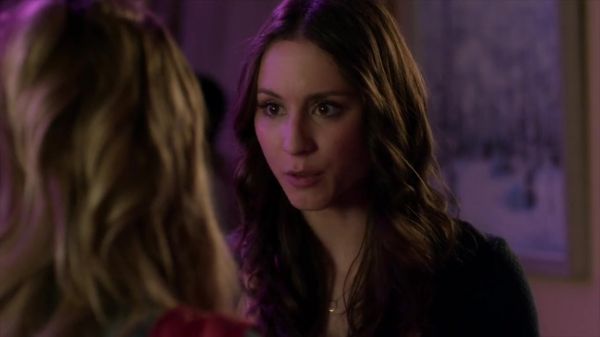 PLL_S04E05_720p_JACK_Up_DownloadSeriesHere_2037.jpg