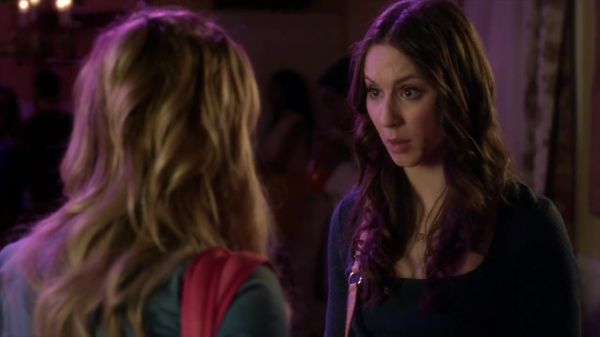 PLL_S04E05_720p_JACK_Up_DownloadSeriesHere_2051.jpg