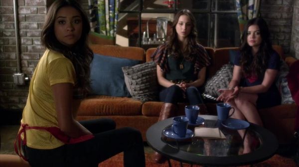 PLL_S04E06_720p_JACK_Up_DownloadSeriesHere_0449.jpg