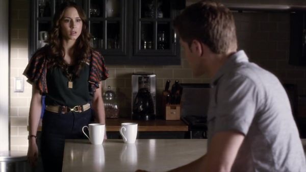 PLL_S04E06_720p_JACK_Up_DownloadSeriesHere_0841.jpg