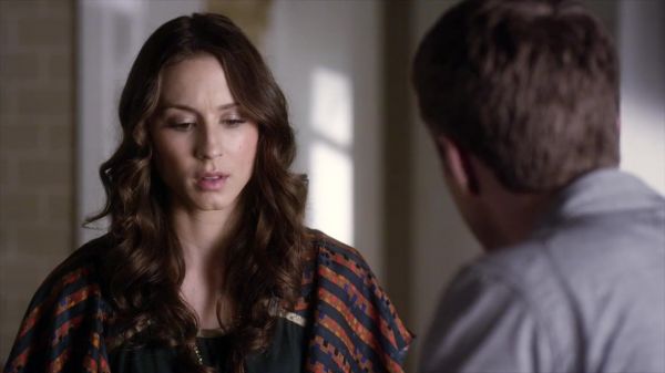 PLL_S04E06_720p_JACK_Up_DownloadSeriesHere_0872.jpg