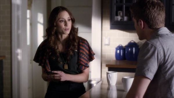 PLL_S04E06_720p_JACK_Up_DownloadSeriesHere_0881.jpg