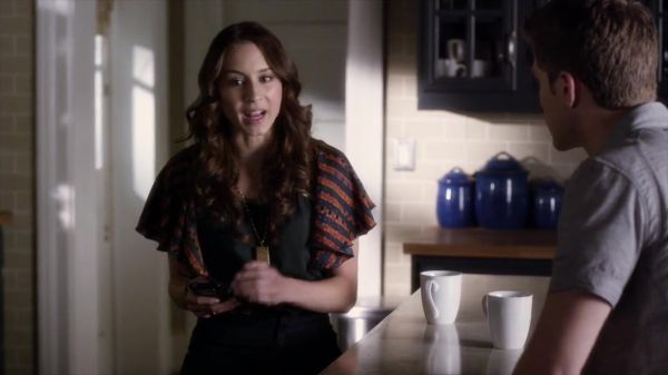 PLL_S04E06_720p_JACK_Up_DownloadSeriesHere_0882.jpg