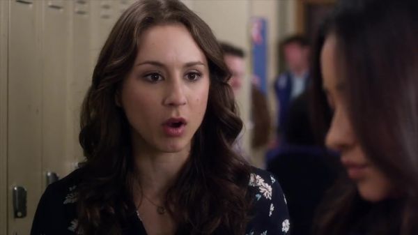 PLL_S04E06_720p_JACK_Up_DownloadSeriesHere_1306.jpg