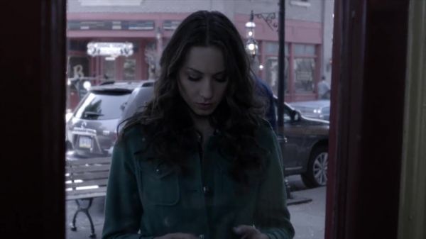 PLL_S04E06_720p_JACK_Up_DownloadSeriesHere_1806.jpg