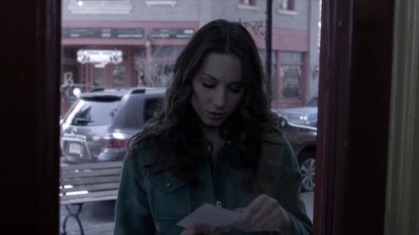 PLL_S04E06_720p_JACK_Up_DownloadSeriesHere_1807.jpg
