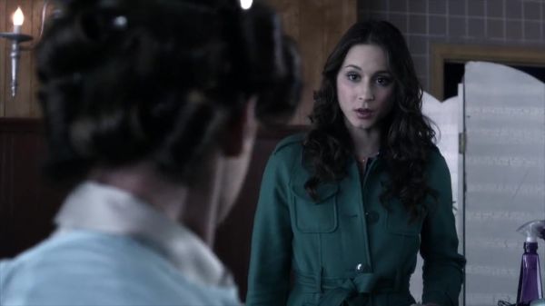 PLL_S04E06_720p_JACK_Up_DownloadSeriesHere_1827.jpg