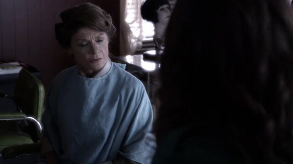PLL_S04E06_720p_JACK_Up_DownloadSeriesHere_1832.jpg