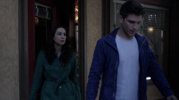 PLL_S04E06_720p_JACK_Up_DownloadSeriesHere_2081.jpg