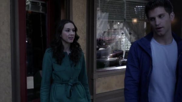PLL_S04E06_720p_JACK_Up_DownloadSeriesHere_2082.jpg