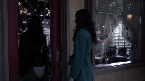 PLL_S04E06_720p_JACK_Up_DownloadSeriesHere_2127.jpg