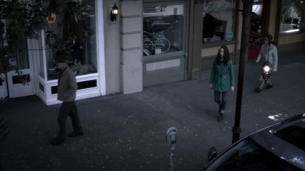 PLL_S04E06_720p_JACK_Up_DownloadSeriesHere_2143.jpg