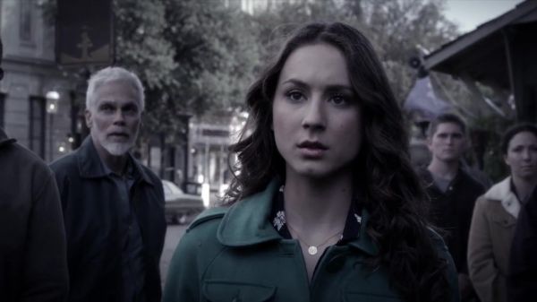 PLL_S04E06_720p_JACK_Up_DownloadSeriesHere_2189.jpg
