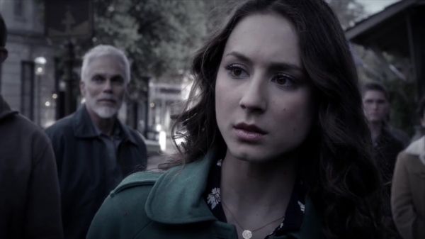 PLL_S04E06_720p_JACK_Up_DownloadSeriesHere_2198.jpg
