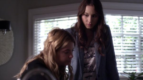PLL_S04E07_720p_JACK_Up_DownloadSeriesHere_1118.jpg