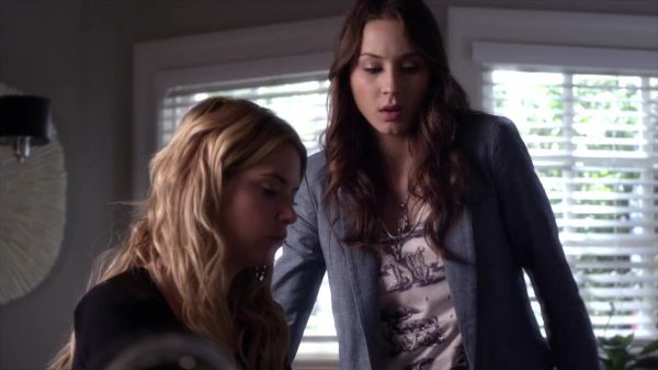 PLL_S04E07_720p_JACK_Up_DownloadSeriesHere_1120.jpg