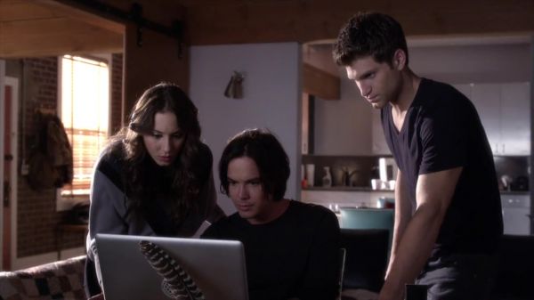 PLL_S04E07_720p_JACK_Up_DownloadSeriesHere_2034.jpg