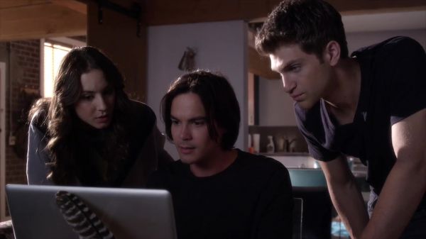 PLL_S04E07_720p_JACK_Up_DownloadSeriesHere_2044.jpg