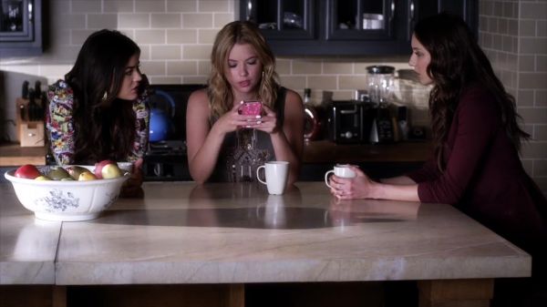 PLL_S04E08_720p_JACK_Up_DownloadSeriesHere_0164.jpg