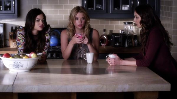 PLL_S04E08_720p_JACK_Up_DownloadSeriesHere_0166.jpg