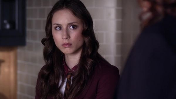 PLL_S04E08_720p_JACK_Up_DownloadSeriesHere_0255.jpg