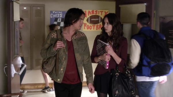 PLL_S04E08_720p_JACK_Up_DownloadSeriesHere_0546.jpg