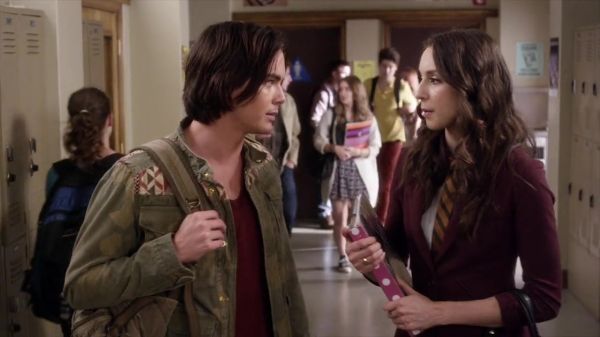 PLL_S04E08_720p_JACK_Up_DownloadSeriesHere_0557.jpg