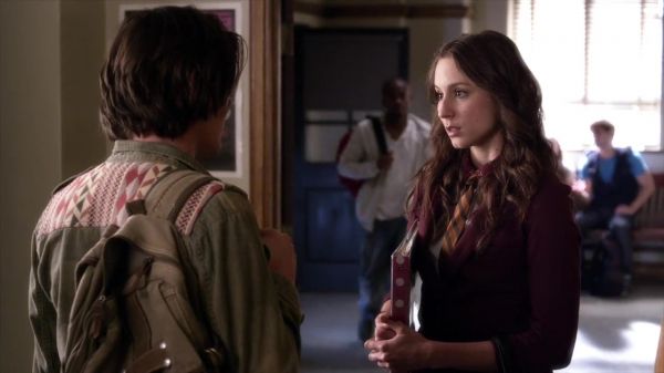 PLL_S04E08_720p_JACK_Up_DownloadSeriesHere_0568.jpg