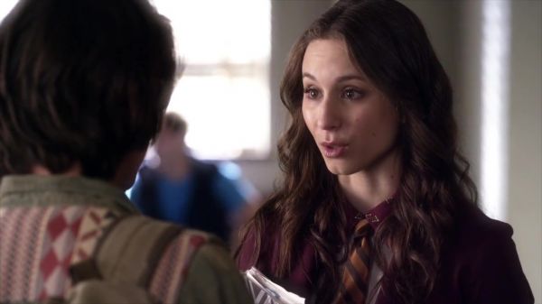 PLL_S04E08_720p_JACK_Up_DownloadSeriesHere_0580.jpg