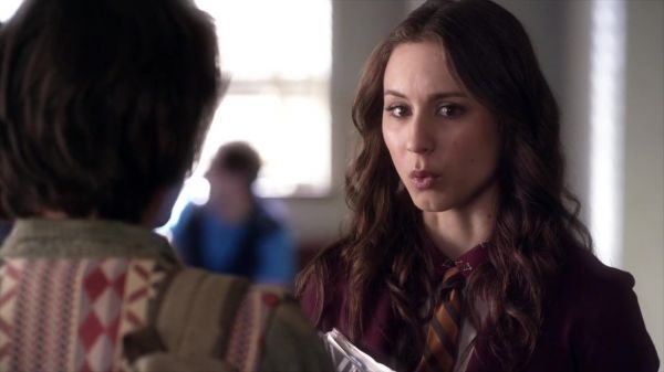 PLL_S04E08_720p_JACK_Up_DownloadSeriesHere_0595.jpg