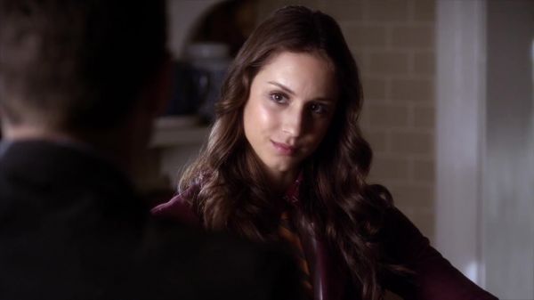 PLL_S04E08_720p_JACK_Up_DownloadSeriesHere_0887.jpg