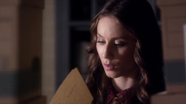 PLL_S04E08_720p_JACK_Up_DownloadSeriesHere_0952.jpg