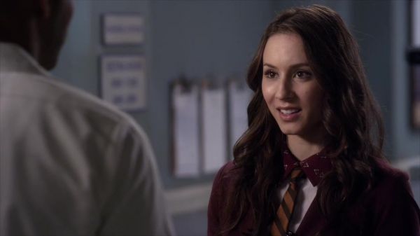 PLL_S04E08_720p_JACK_Up_DownloadSeriesHere_1088.jpg