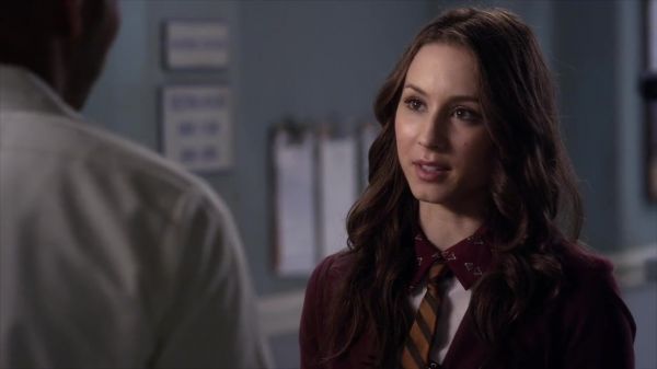 PLL_S04E08_720p_JACK_Up_DownloadSeriesHere_1090.jpg