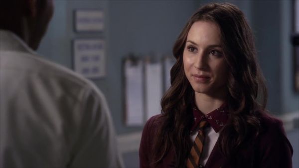 PLL_S04E08_720p_JACK_Up_DownloadSeriesHere_1091.jpg