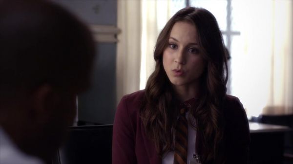 PLL_S04E08_720p_JACK_Up_DownloadSeriesHere_1139.jpg