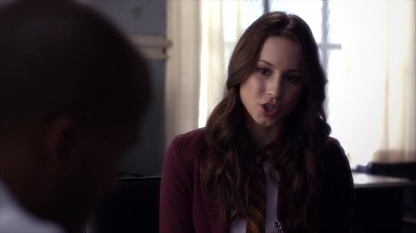 PLL_S04E08_720p_JACK_Up_DownloadSeriesHere_1141.jpg