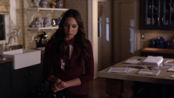PLL_S04E08_720p_JACK_Up_DownloadSeriesHere_1722.jpg