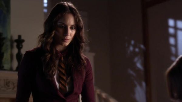 PLL_S04E08_720p_JACK_Up_DownloadSeriesHere_2439.jpg