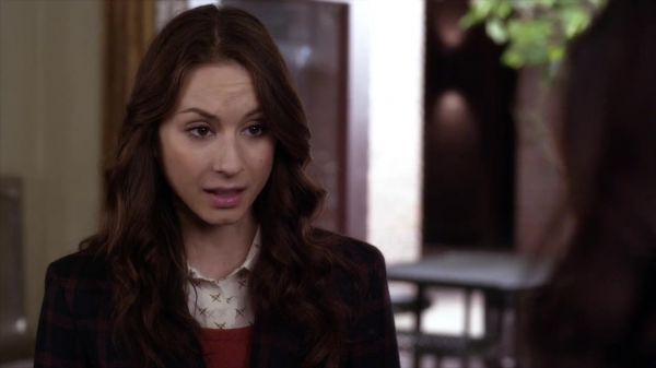 PLL_S04E10_720p_JACK_Up_DownloadSeriesHere_0112.jpg